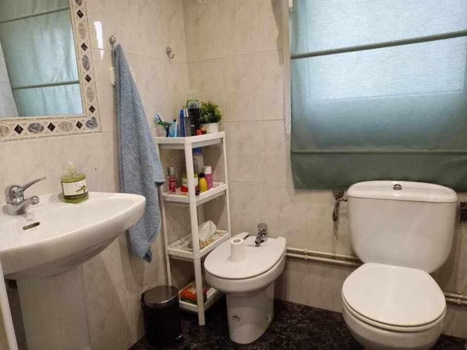 Fliphouse Rooms Pension Bilbao Buitenkant foto